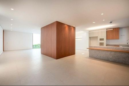 Casa à venda com 420m², 3 quartos e 3 vagas