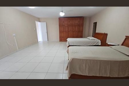 Casa à venda com 2 quartos, 216m² em Piratininga, Niterói
