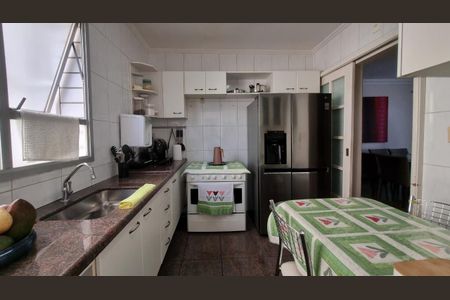 Apartamento à venda com 150m², 4 quartos e 2 vagas