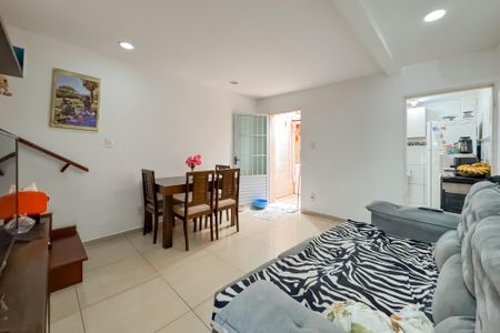 Casa à venda com 79m², 2 quartos e sem vagaSala 1