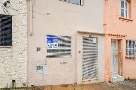 Casa à venda com 79m², 2 quartos e sem vagaFachada