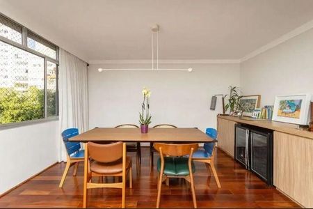 Apartamento para alugar com 3 quartos, 212m² em Cerqueira César, São Paulo