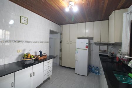 Casa à venda com 90m², 2 quartos e 2 vagasCozinha