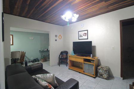 Sala 1 de casa à venda com 2 quartos, 90m² em Jardim Santa Helena, São Paulo