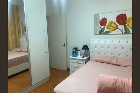 Casa à venda com 4 quartos, 300m² em Vila Santa Clara, São Paulo