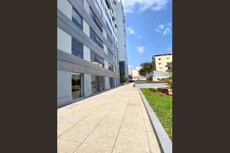 Apartamento à venda com 74m², 1 quarto e 1 vaga