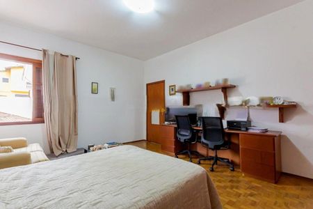 Casa à venda com 355m², 4 quartos e 6 vagas