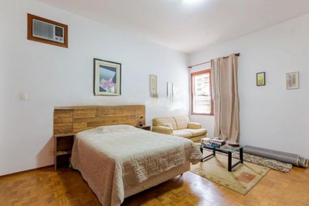 Casa à venda com 355m², 4 quartos e 6 vagas