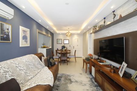 Apartamento à venda com 81m², 2 quartos e 1 vagaSala