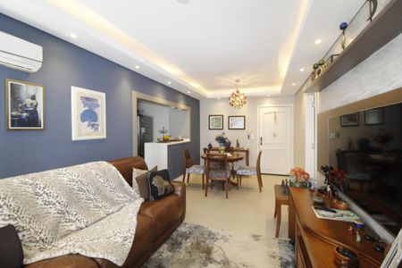 Apartamento à venda com 81m², 2 quartos e 1 vagaSala