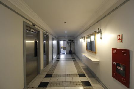 Apartamento à venda com 81m², 2 quartos e 1 vagaCorredor