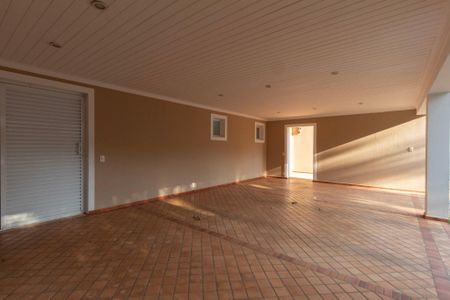 Casa de condomínio para alugar com 493m², 5 quartos e 6 vagasGaragem