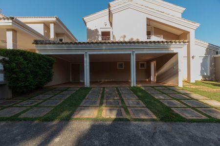 Casa de condomínio para alugar com 493m², 5 quartos e 6 vagasGaragem