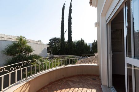 Casa de condomínio para alugar com 493m², 5 quartos e 6 vagasVaranda Suíte 2