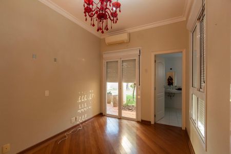 Casa de condomínio para alugar com 493m², 5 quartos e 6 vagasSuíte 1