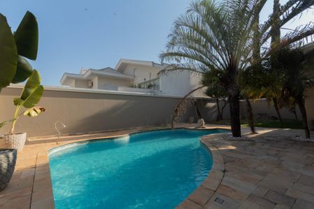 Casa de condomínio para alugar com 493m², 5 quartos e 6 vagasPiscina