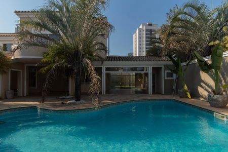Casa de condomínio para alugar com 493m², 5 quartos e 6 vagasPiscina