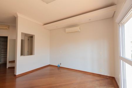 Casa de condomínio para alugar com 493m², 5 quartos e 6 vagasSuíte 2