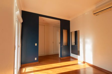 Casa de condomínio para alugar com 493m², 5 quartos e 6 vagasSuíte 4