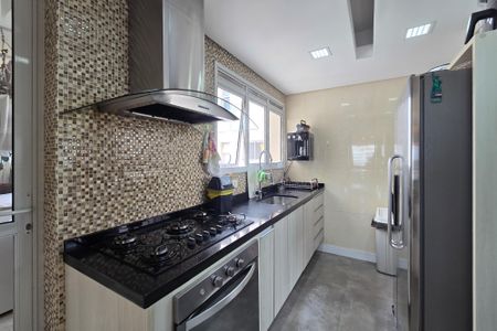 Apartamento à venda com 123m², 3 quartos e 2 vagas Apartamento à venda com 123m², 3 quartos e 2 vagasCozinha