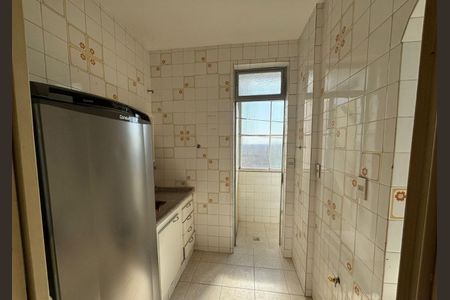 Cozinha de apartamento à venda com 2 quartos, 53m² em Barro Preto, Belo Horizonte