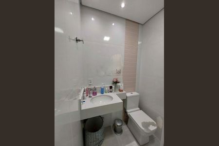 Casa à venda com 2 quartos, 134m² em Vila Carrão, São Paulo