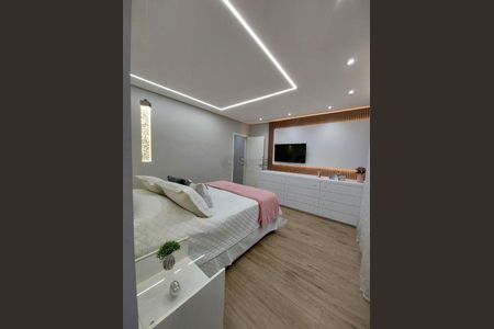 Casa à venda com 2 quartos, 134m² em Vila Carrão, São Paulo