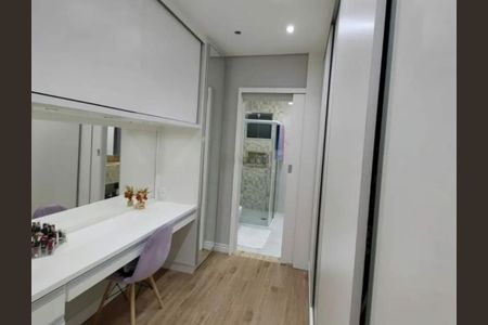 Casa à venda com 2 quartos, 134m² em Vila Carrão, São Paulo