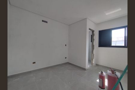 Apartamento à venda com 2 quartos, 52m² em Vila Curuçá, Santo André