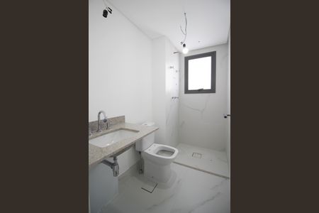 Apartamento à venda com 60m², 2 quartos e 1 vaga Apartamento à venda com 60m², 2 quartos e 1 vagaBanheiro da Suíte