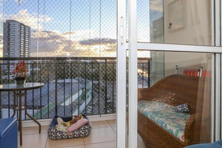 Sacada de apartamento à venda com 3 quartos, 70m² em Lapa, São Paulo