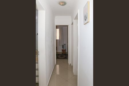 Apartamento à venda com 70m², 3 quartos e 2 vagasCorredor