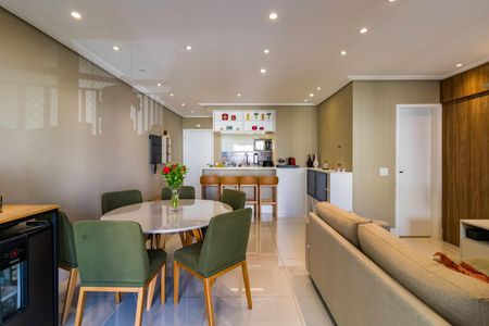 Apartamento à venda com 77m², 2 quartos e 1 vagaSala