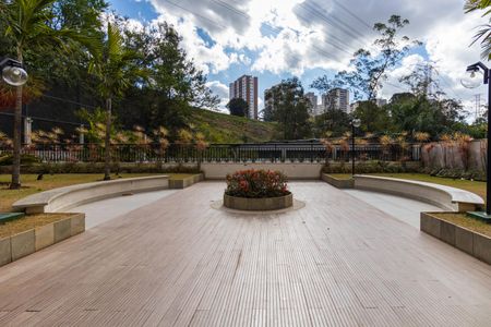 Apartamento à venda com 77m², 2 quartos e 1 vagaÁrea comum