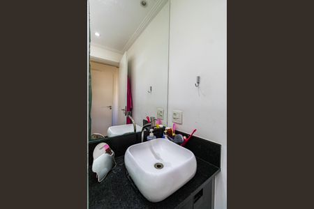 Apartamento à venda com 77m², 2 quartos e 1 vagaBanheiro do Quarto 2