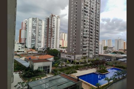 Apartamento à venda com 80m², 2 quartos e 1 vaga Apartamento à venda com 80m², 2 quartos e 1 vagaVaranda gourmet - vista