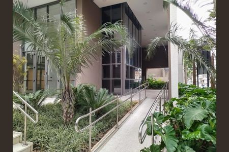 Apartamento à venda com 80m², 2 quartos e 1 vaga Apartamento à venda com 80m², 2 quartos e 1 vagaPortaria