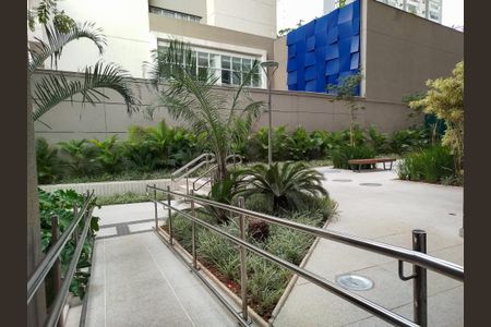 Apartamento à venda com 80m², 2 quartos e 1 vaga Apartamento à venda com 80m², 2 quartos e 1 vagaEntrada - rampas