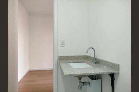 Apartamento à venda com 80m², 2 quartos e 1 vaga Apartamento à venda com 80m², 2 quartos e 1 vagaBanheiro 2 - suíte 2