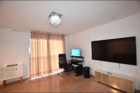 Sala de apartamento para alugar com 2 quartos, 60m² em Ramos, Rio de Janeiro