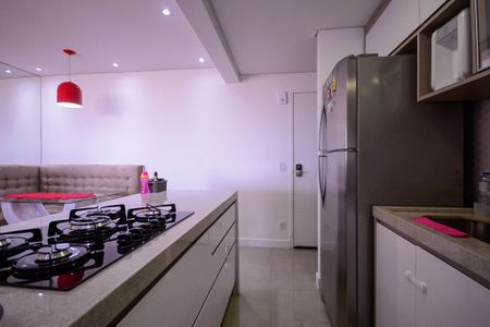 Apartamento à venda com 96m², 2 quartos e 2 vagasCozinha 