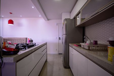 Apartamento à venda com 96m², 2 quartos e 2 vagasCozinha 