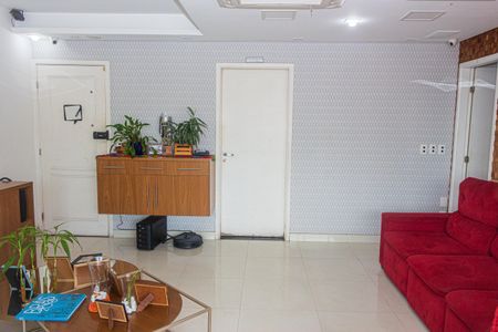 Apartamento para alugar com 124m², 5 quartos e 2 vagas Apartamento para alugar com 124m², 5 quartos e 2 vagasSala