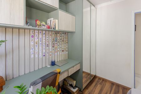 Quarto 2 de apartamento para alugar com 2 quartos, 43m² em Jardim Helga, São Paulo