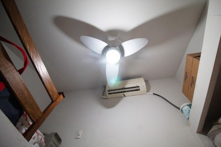 Casa à venda com 160m², 4 quartos e 1 vaga Casa à venda com 160m², 4 quartos e 1 vagaQuarto 2