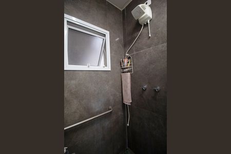 Casa à venda com 160m², 4 quartos e 1 vaga Casa à venda com 160m², 4 quartos e 1 vagaBanheiro da Suíte 2