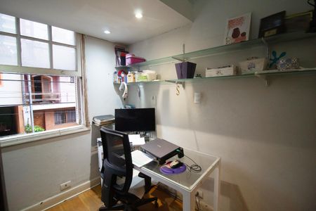 Casa à venda com 160m², 4 quartos e 1 vaga Casa à venda com 160m², 4 quartos e 1 vagaQuarto 3