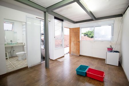 Casa à venda com 160m², 4 quartos e 1 vaga Casa à venda com 160m², 4 quartos e 1 vagaQuarto