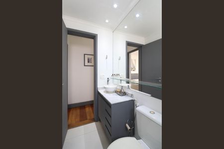 Apartamento à venda com 92m², 2 quartos e 2 vagas Apartamento à venda com 92m², 2 quartos e 2 vagasBanheiro