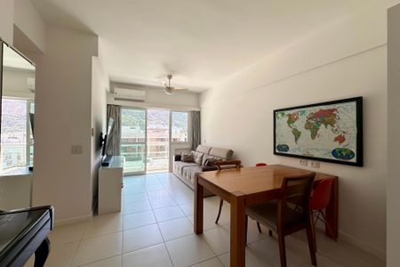 Apartamento à venda com 89m², 3 quartos e 2 vagas Apartamento à venda com 89m², 3 quartos e 2 vagasSala